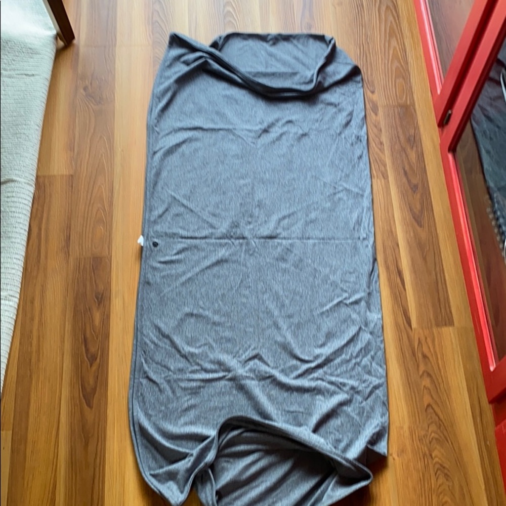 EUC Lululemon multi use wrap scarf